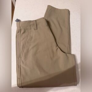 Boys Youth Medium Under Armour Khaki Golf Pants